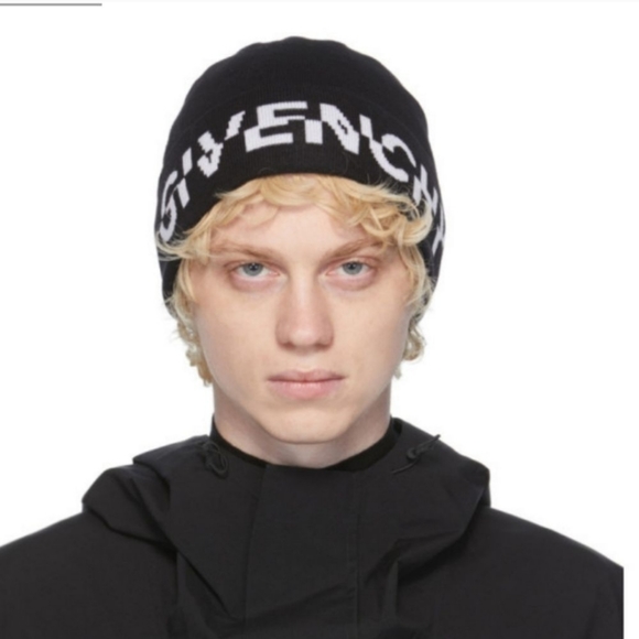 Givenchy Split Logo Wool Skull Cap Beanie Winter Hat Fold Cuff Made In Italy NWT - Picture 13 of 13